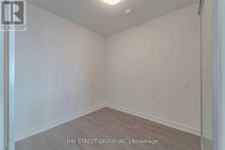 Property Photo:  203 College Street 2101  ON M5T 1P9 