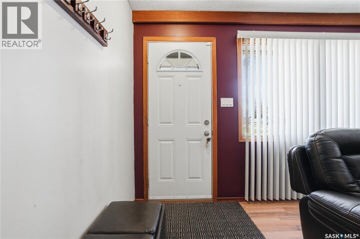 Property Photo: 322 Froom Crescent SK S4N 1B7