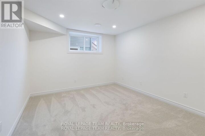 Property Photo:  24 Seabert Drive  ON K7S 0H9 