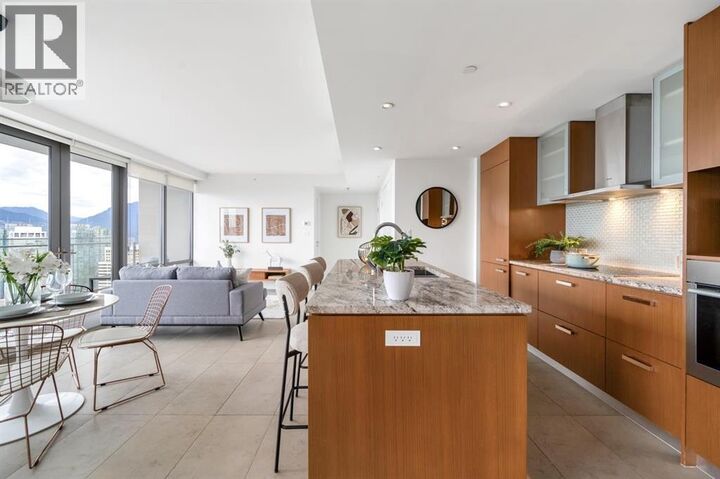 Property Photo:  1028 Barclay Street 3105  BC V6E 0B1 