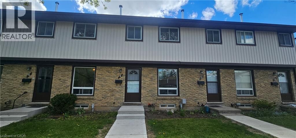 Property Photo:  210 Glamis Road 6  ON N1R 6L3 