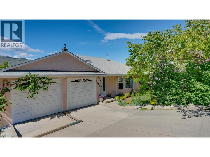 Photo de la propriété:  6547 Apollo Road  BC V1H 1J2 