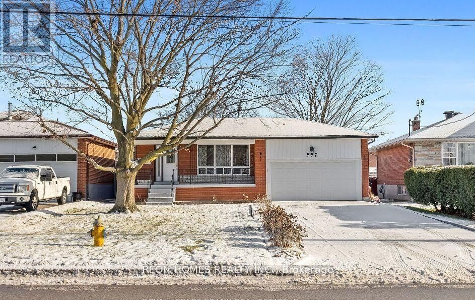 Property Photo:  557 Morrish Road (Main)  ON M1C 1G2 