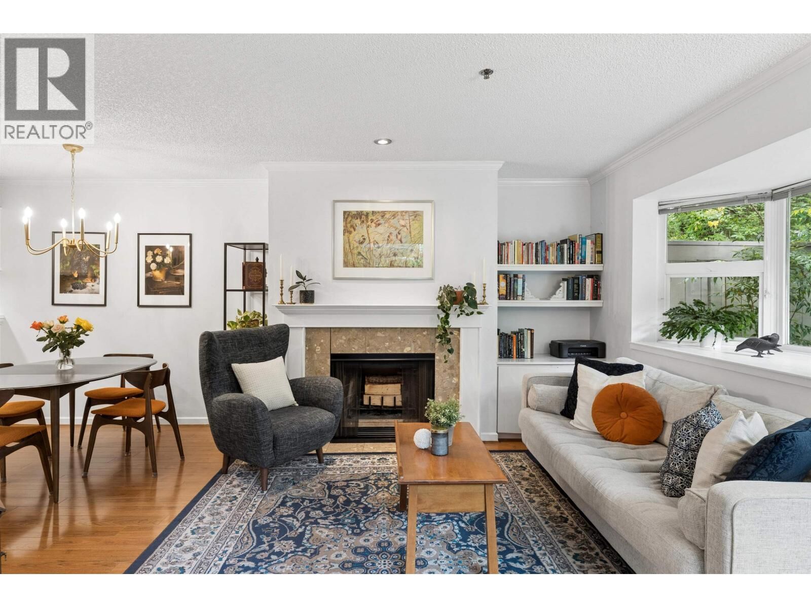 Property Photo:  2256 West 7th Avenue 105  BC V6K 1Y2 