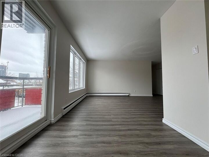 Property Photo:  232 Louisa Street 9A  ON N2H 5M7 