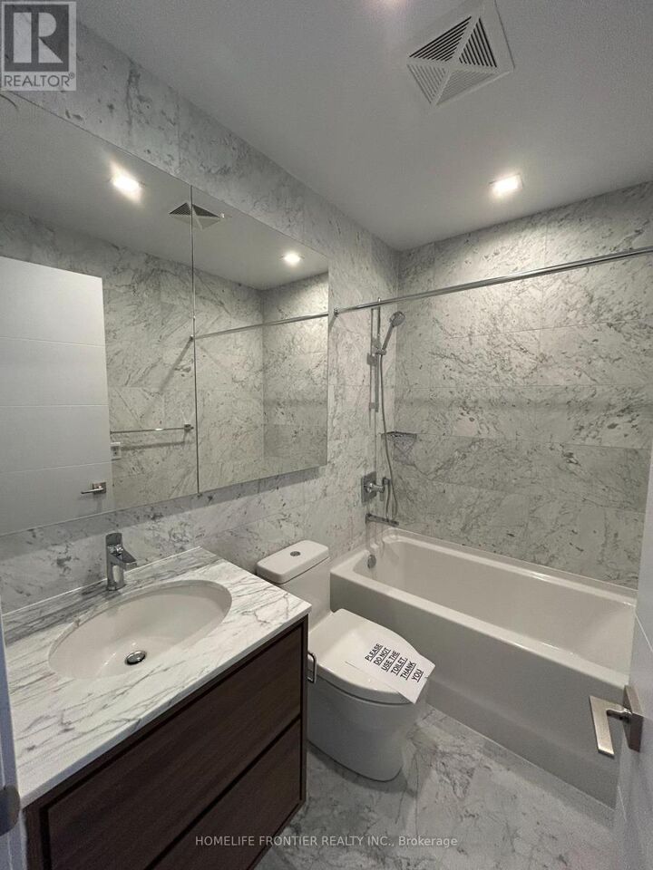 Property Photo:  29 Green Trail Court 906  ON M2K 0J9 