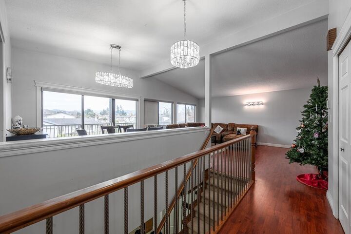 Property Photo: 3237 Atwater Crescent BC V2T 4L1