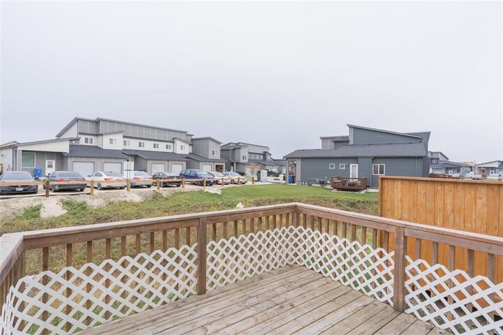 Property Photo:  1655 Leila Avenue  MB R2P 1V1 