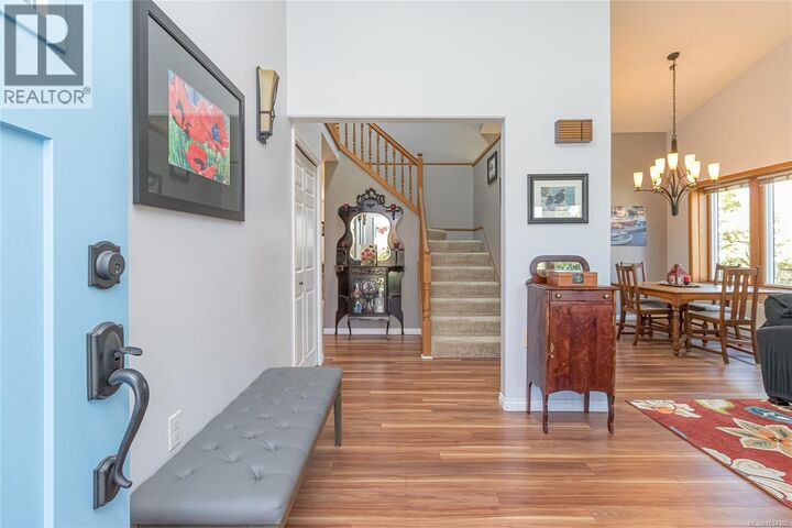 Property Photo: 810 Colonia Drive BC V9G 1N3