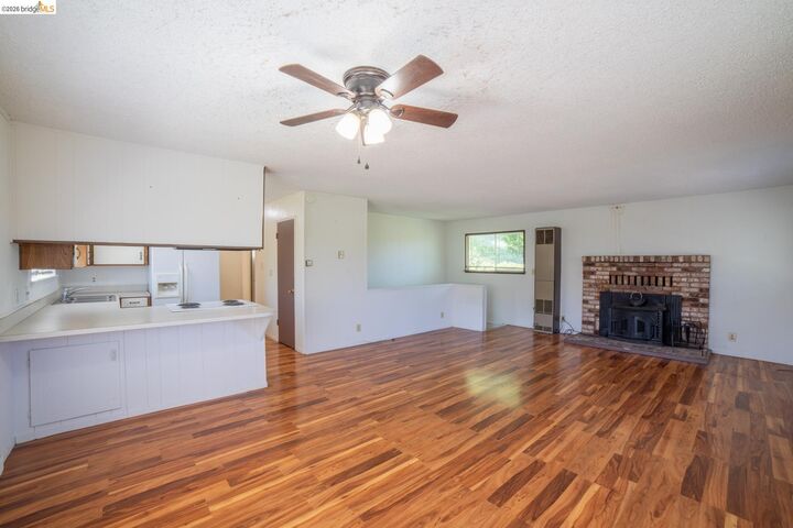 Property Photo:  23808 Leisure Dr  CA 95383 