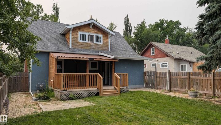 Property Photo: 5113 53 Avenue AB T7Z 1B9