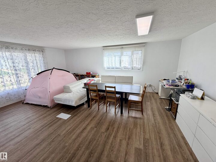 Property Photo:  5233 46 Avenue  AB T0A 3A4 