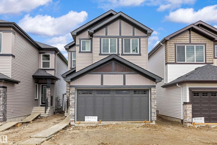 8608 183 Avenue NW — photo 1