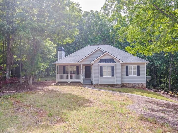 Property Photo: 647 Philadelphia Drive GA 30143