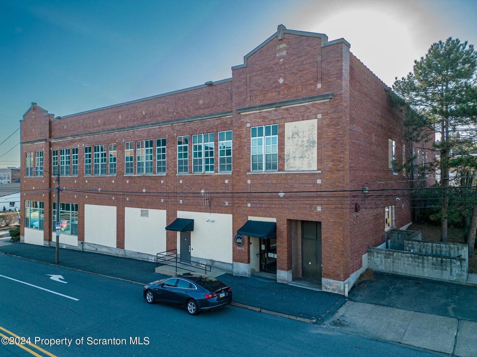 Property Photo: 438 Penn Avenue 201 PA 18503