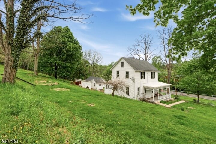 Property Photo:  206 Race St  NJ 08867 