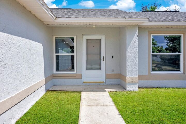 Property Photo:  10652 Crescendo Loop  FL 34711 