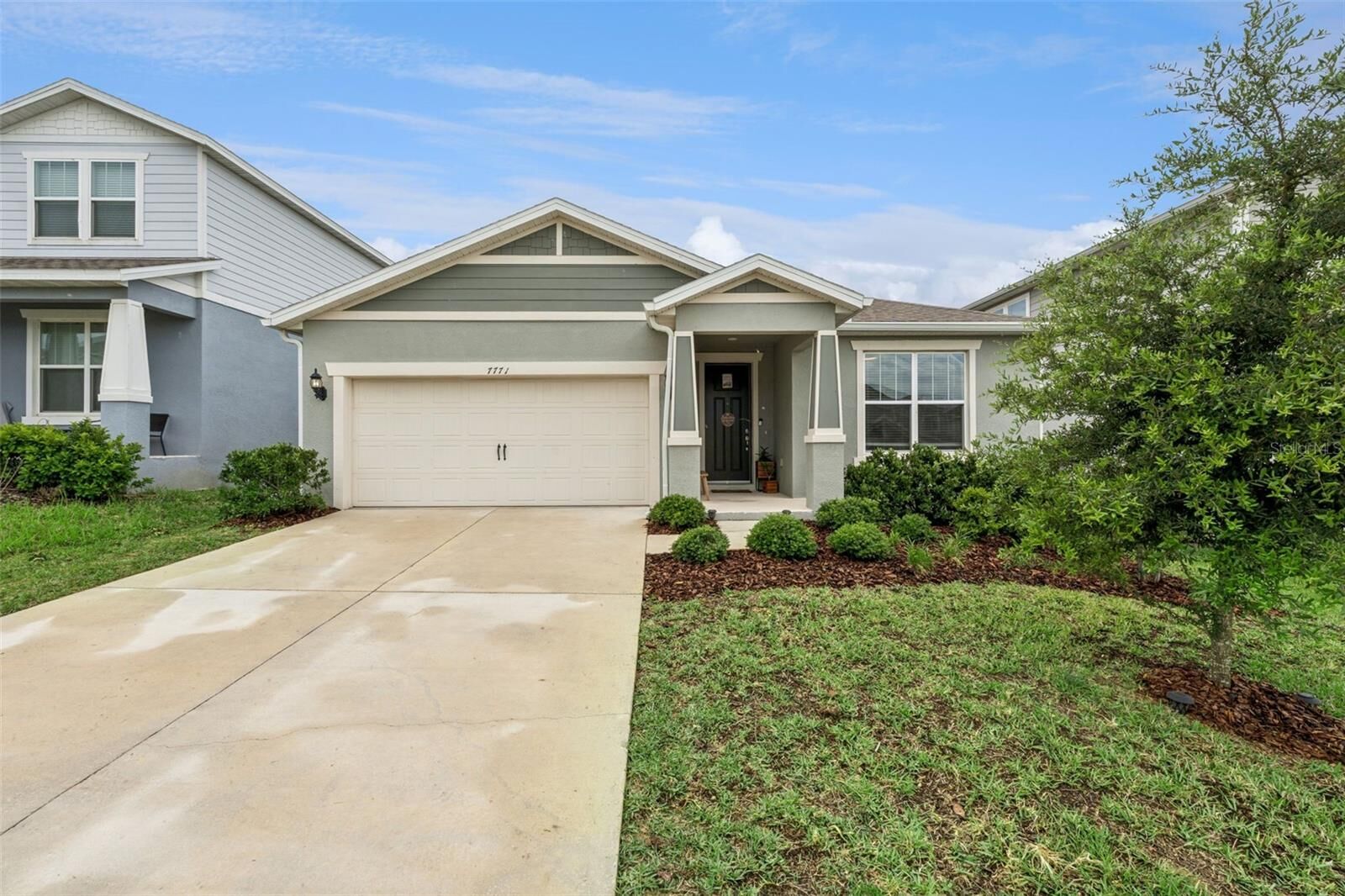 Property Photo:  7771 Syracuse Drive  FL 34714 