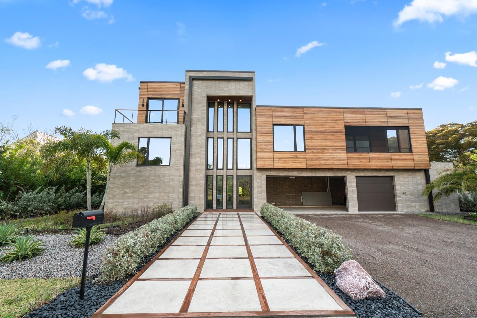 Property Photo:  2945 Pyrula Drive  FL 34228 