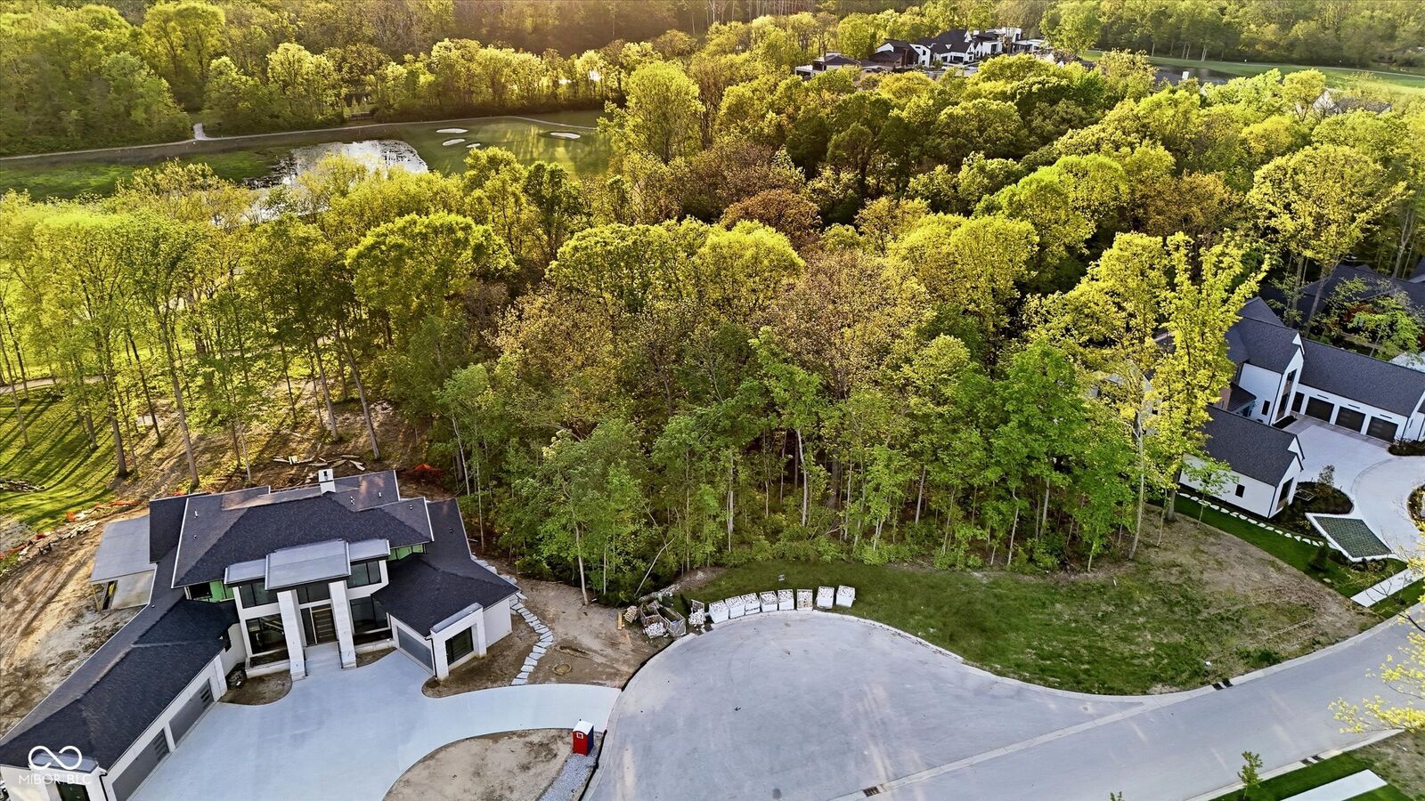 Property Photo:  4330 Elmscott Ridge  IN 46077 
