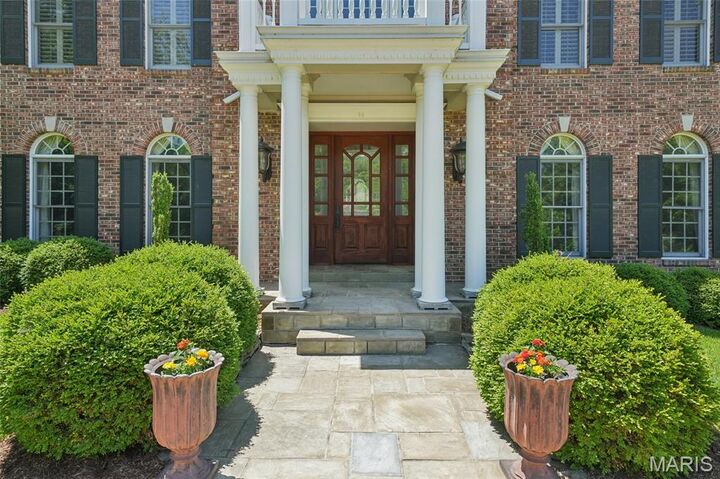 Property Photo:  111 Worthington Oaks Drive  MO 63141 