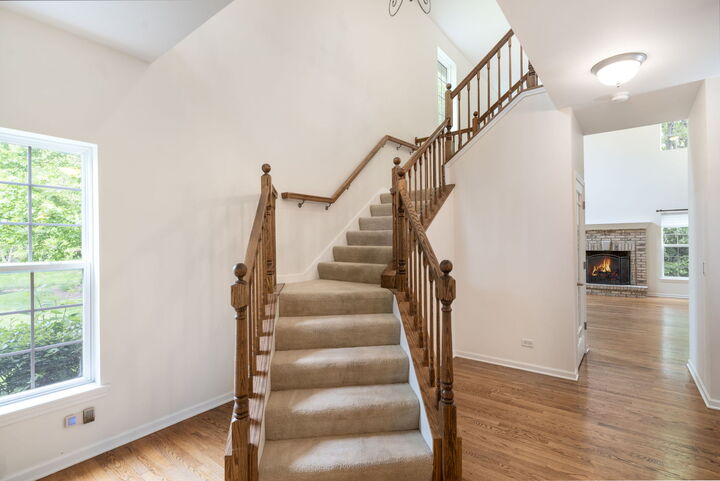 Property Photo:  494 W Fontenay Way  IL 60067 