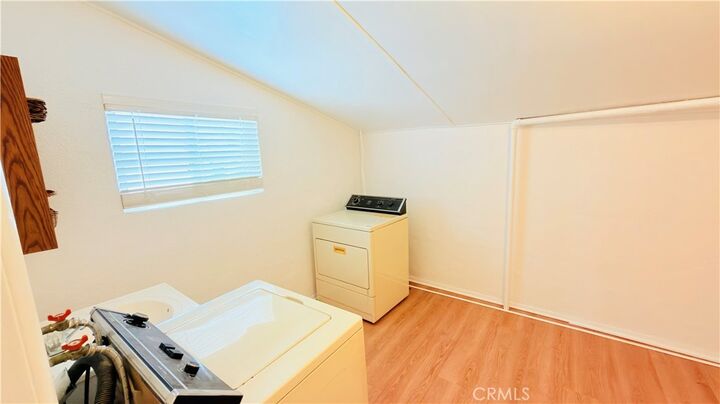 Property Photo:  4025 Melrose Ave.  CA 90029 