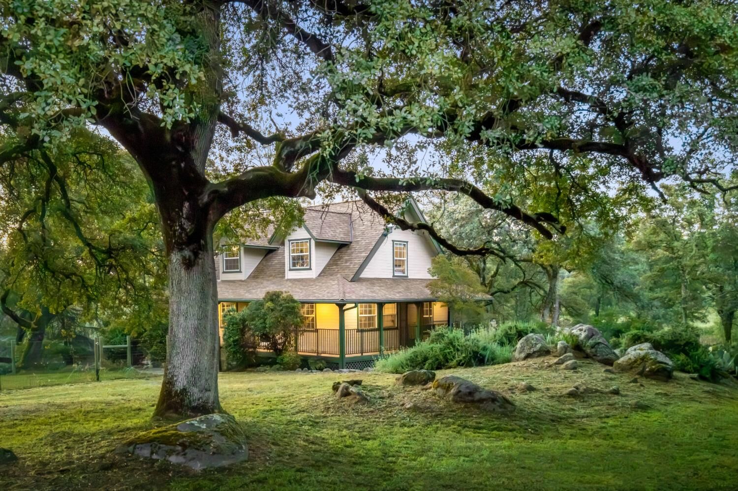Property Photo: 14910 Beyers Lane CA 95949