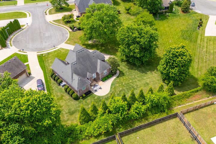 Property Photo:  753 Kitty Ct  TN 37130 