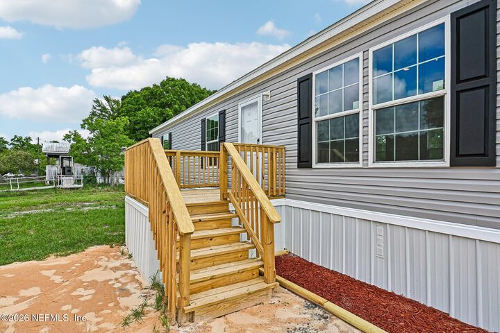 Property Photo:  6771 SW County Road 225  FL 32091 