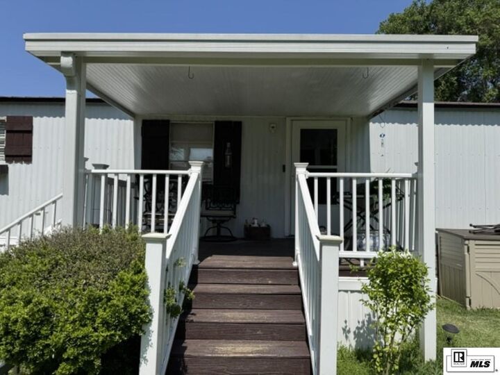 Property Photo: 424 Ramsey Drive LA 71280