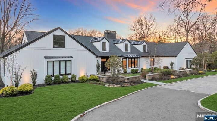 Property Photo:  16 Greenbrook Road  NJ 07006 
