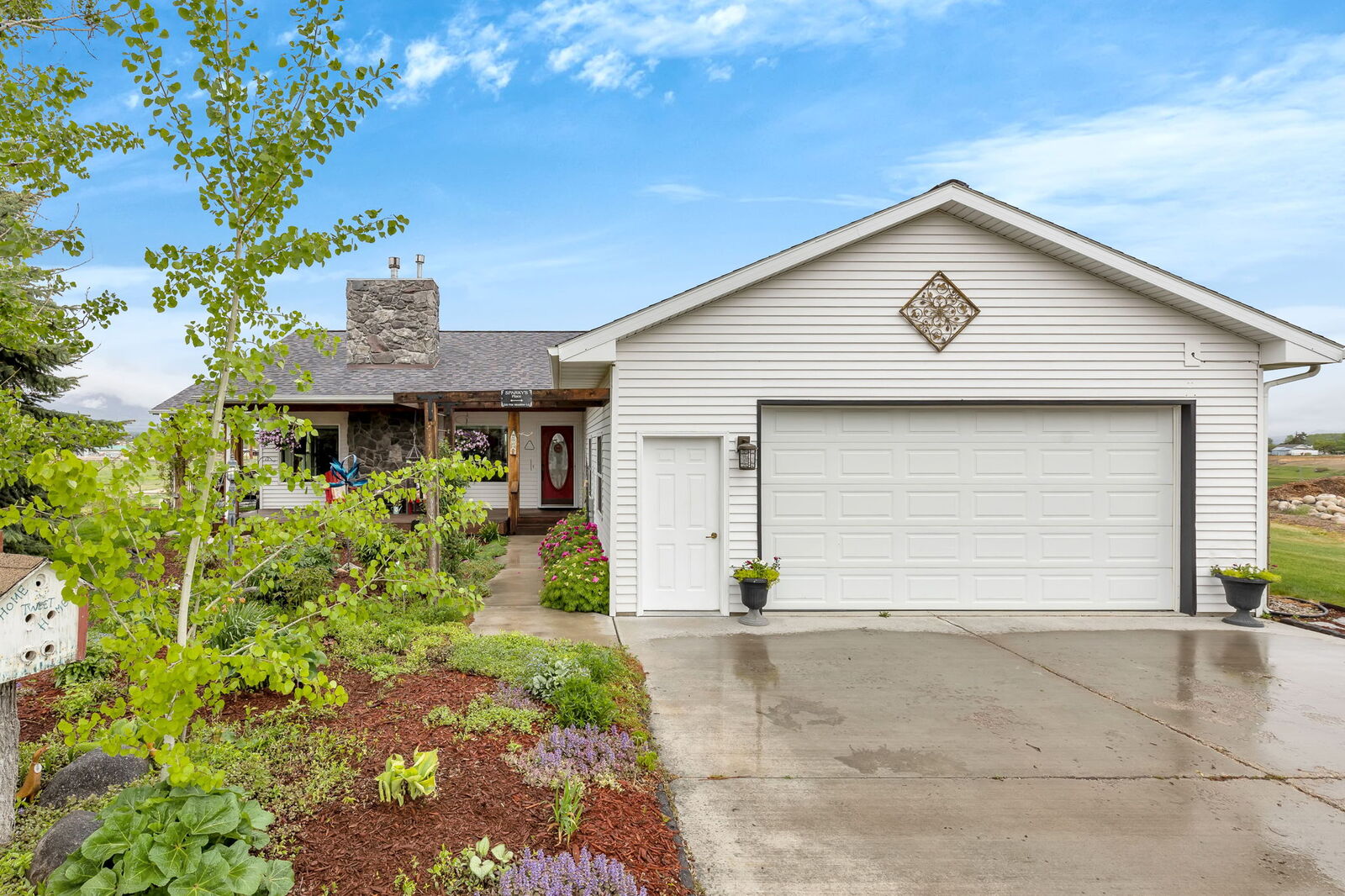 Property Photo:  551 Fox Meadow Lane  MT 59840 