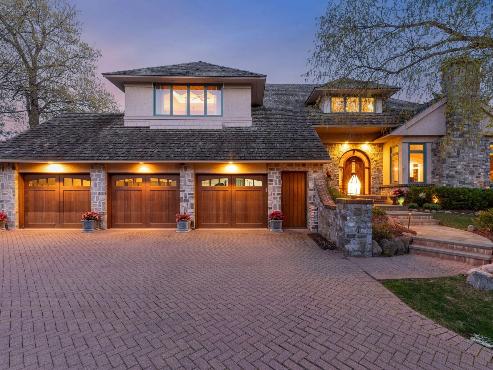 Property Photo:  25 Bello Drive  MN 55439 