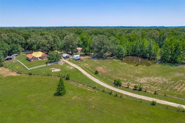 Property Photo:  115 County Road 3302  TX 75571 