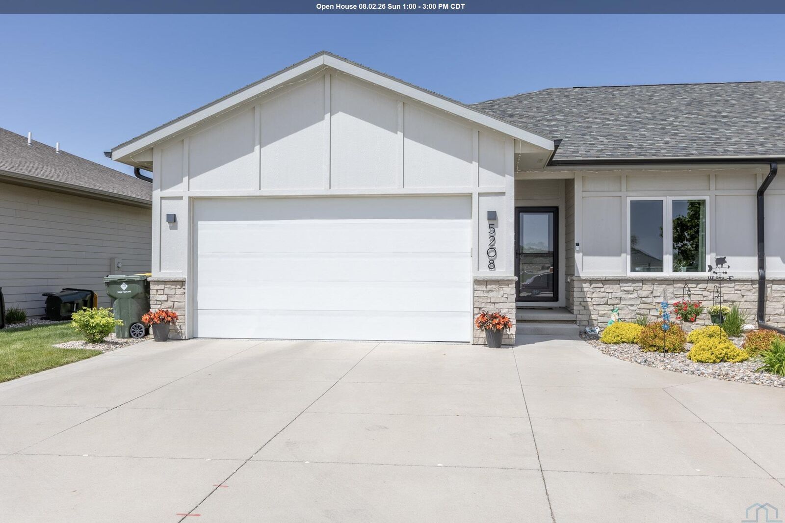 Property Photo:  5208 Lynx Court  IA 51106 