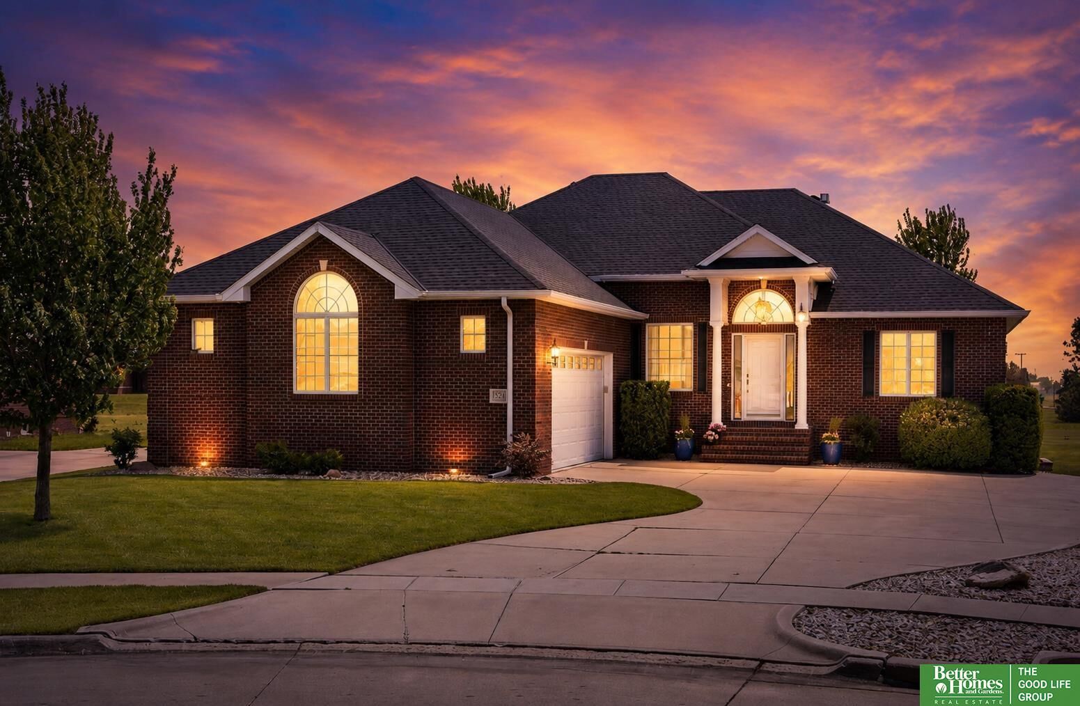Property Photo:  3211 Deer Run  NE 68025 
