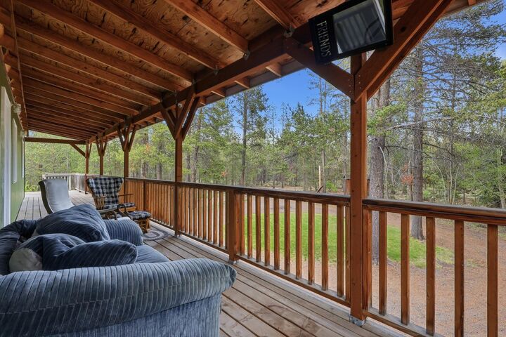 Property Photo:  15789 Deedon Lane  OR 97739 