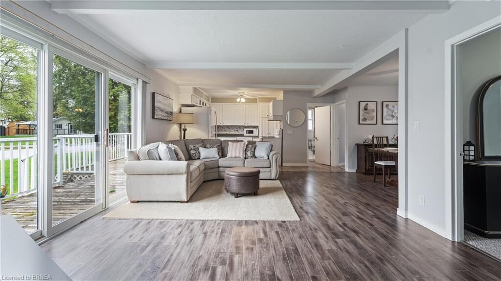 Property Photo:  303 Cedar Drive  ON N0E 1T0 