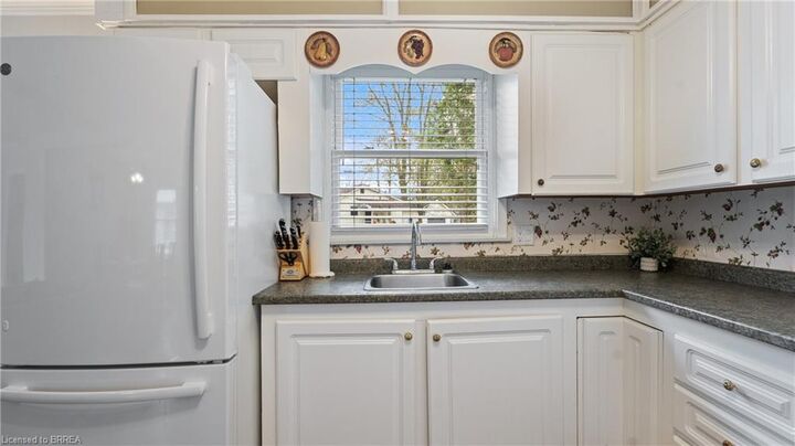 303 Cedar Drive — photo 1