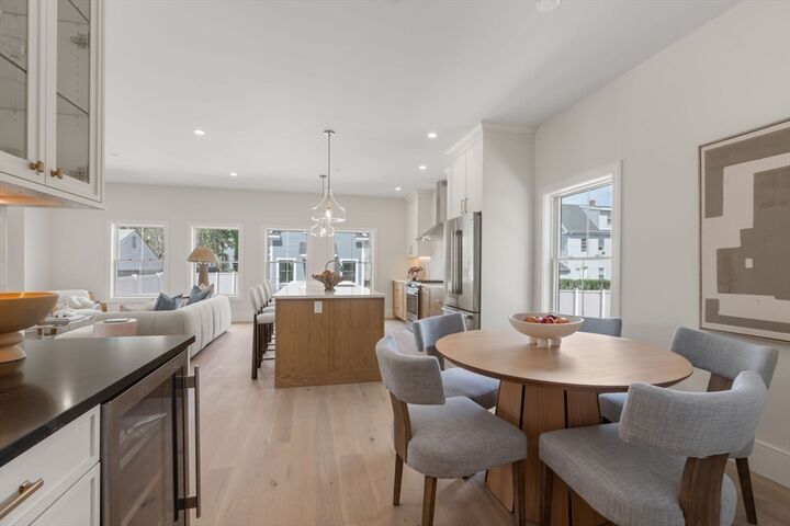 Property Photo:  326 Lowell Street 1  MA 02145 