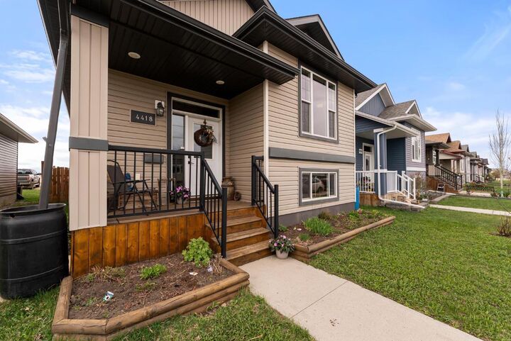 Property Photo:  4418 75 Street  AB T4V 5C9 