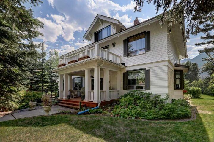 Property Photo: 501 Buffalo Street AB T1L 1A1