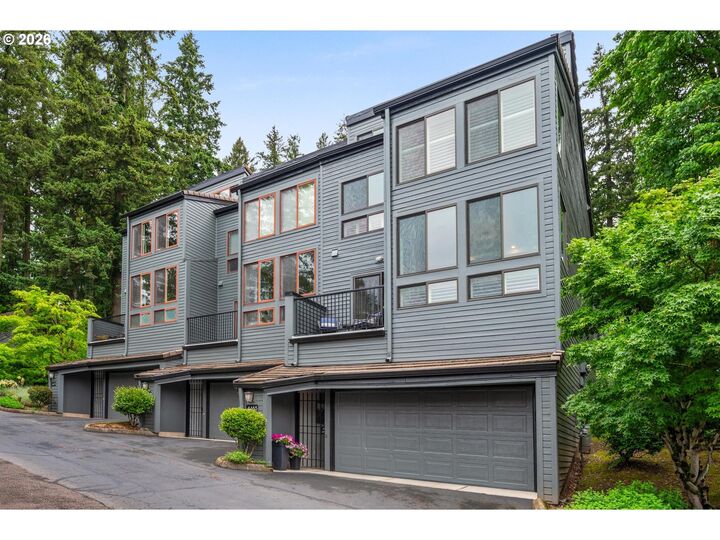Property Photo:  4465 Golden Ln  OR 97035 