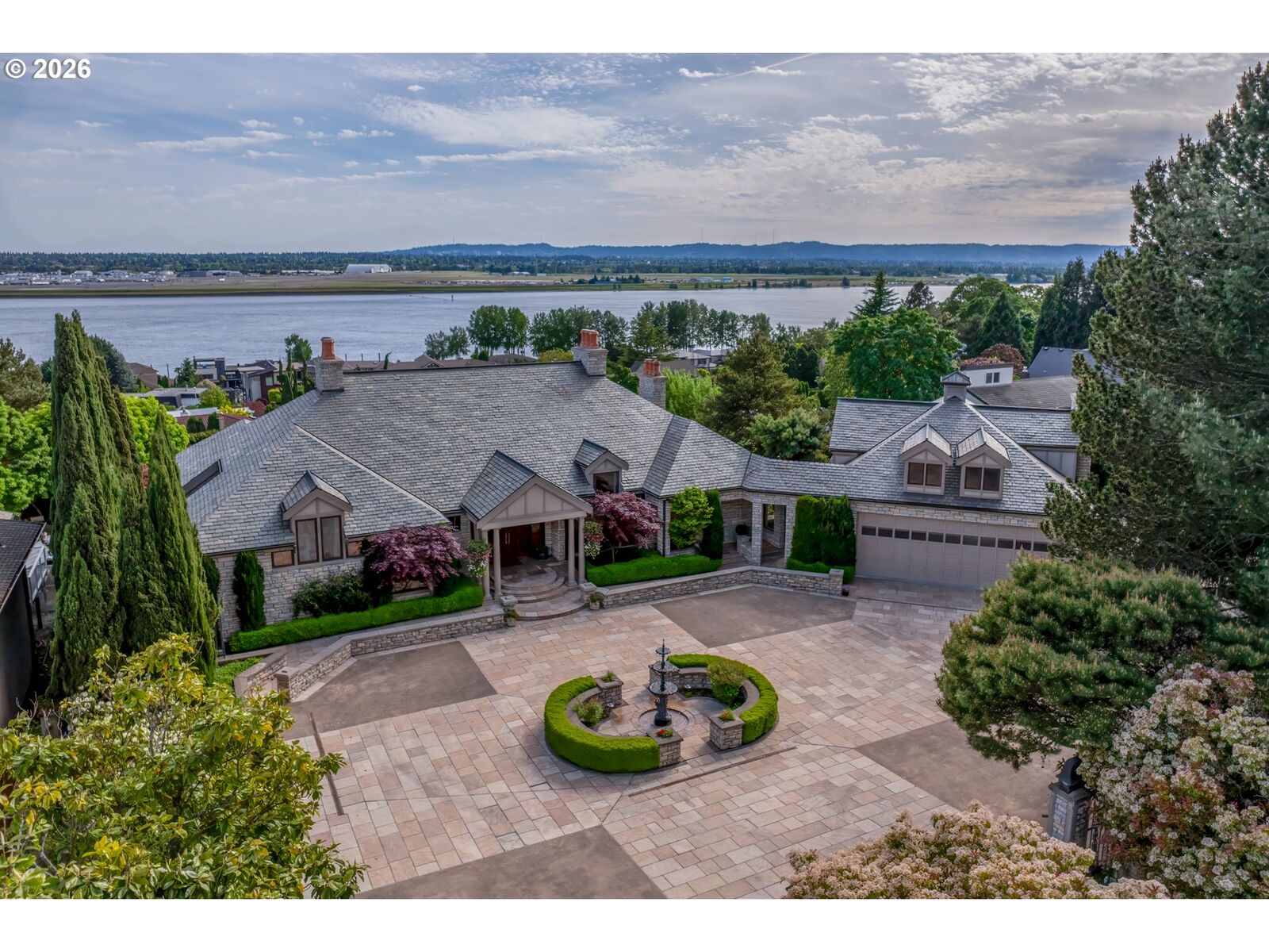 Property Photo:  7803 SE Evergreen Hwy  WA 98664 