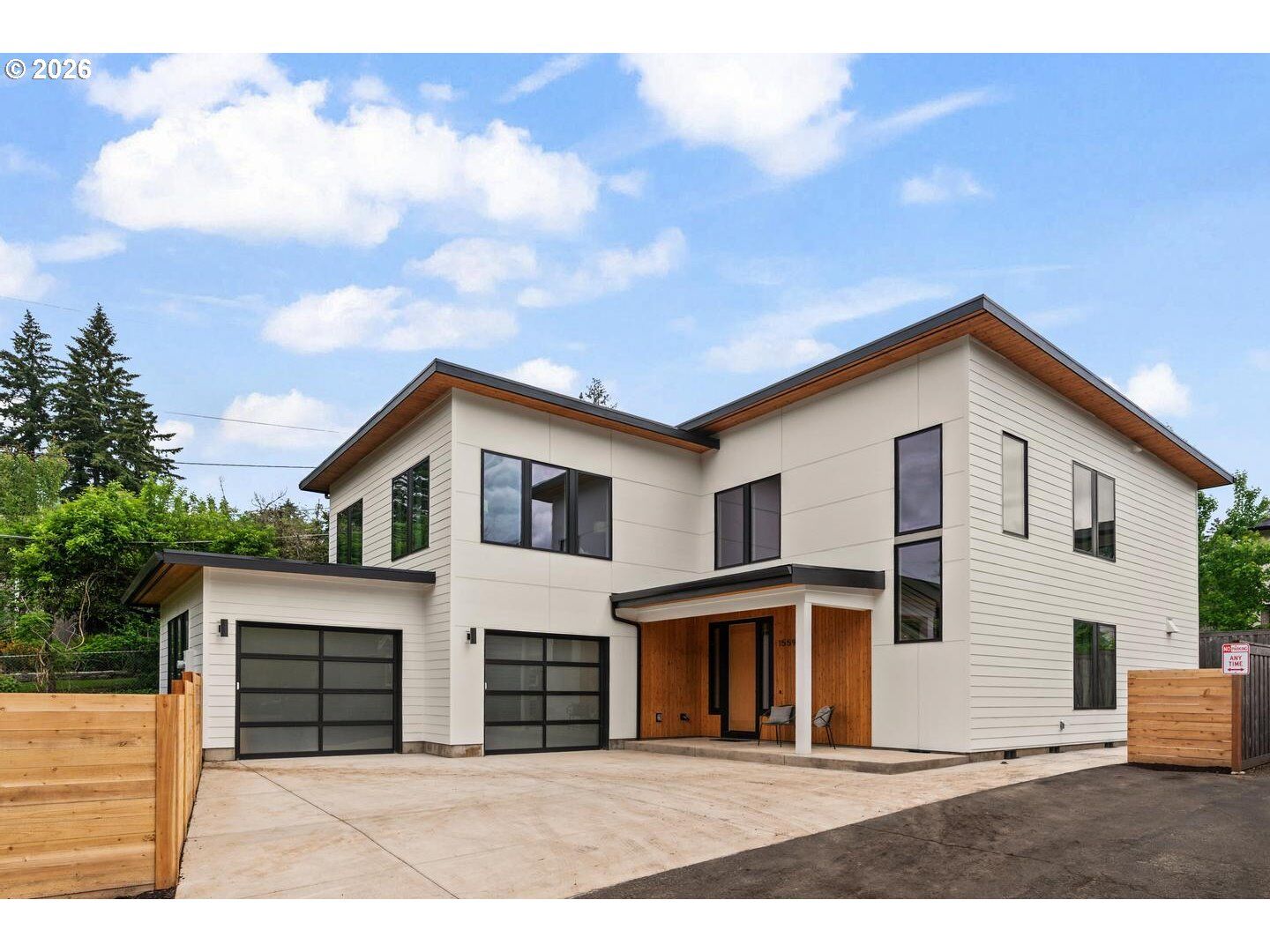 Property Photo:  15592 Waluga  OR 97035 
