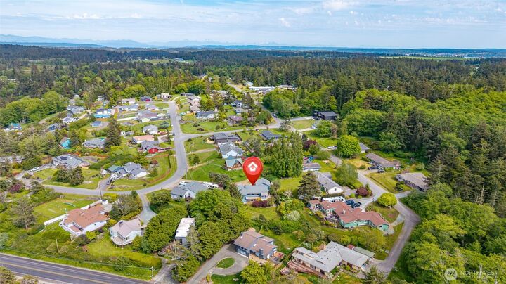 Property Photo:  1433  Martha Way  WA 98277 