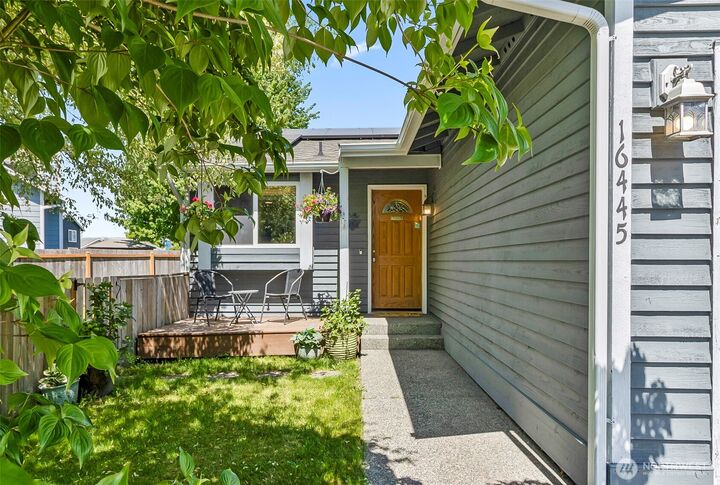 Property Photo:  16445  155th Street SE  WA 98272 