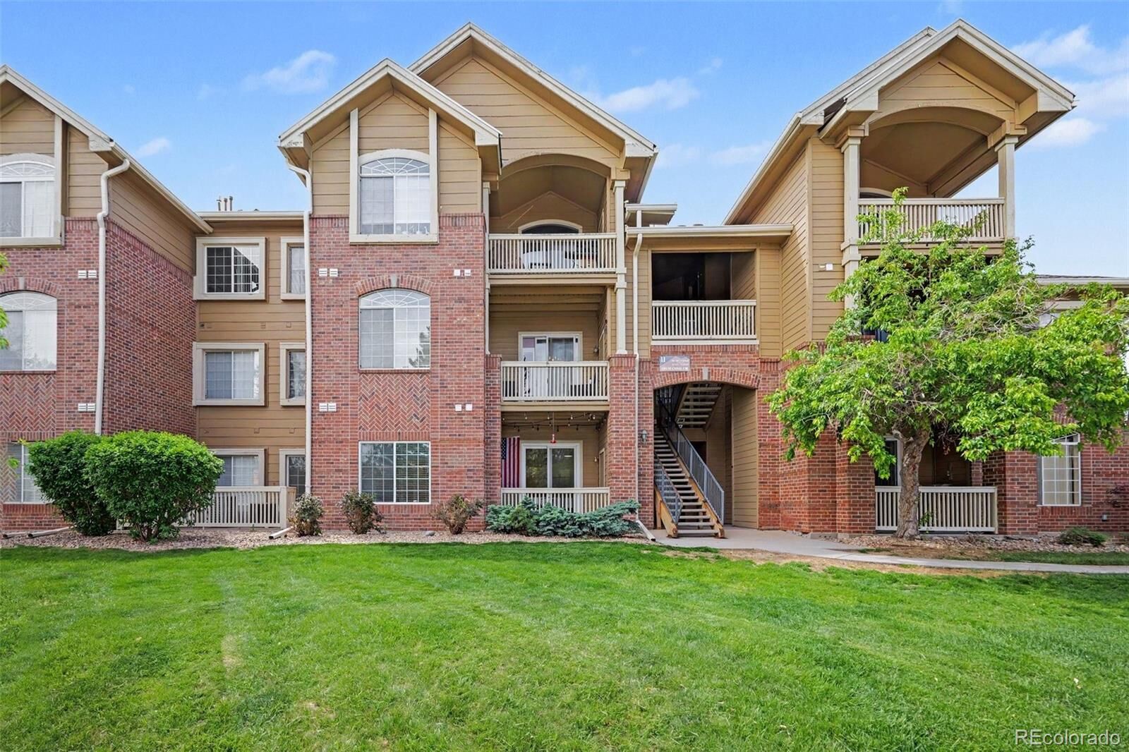 Property Photo:  1691 W Canal Circle 1115  CO 80120 