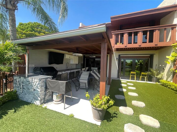 Property Photo: 7345 SW 148th Ct FL 33193